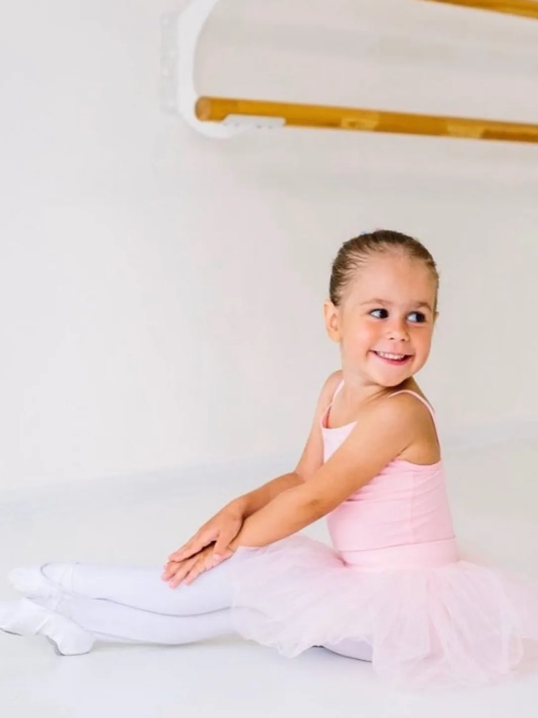 Curso de Ballet infantil no Universo Colorido em Cubatão